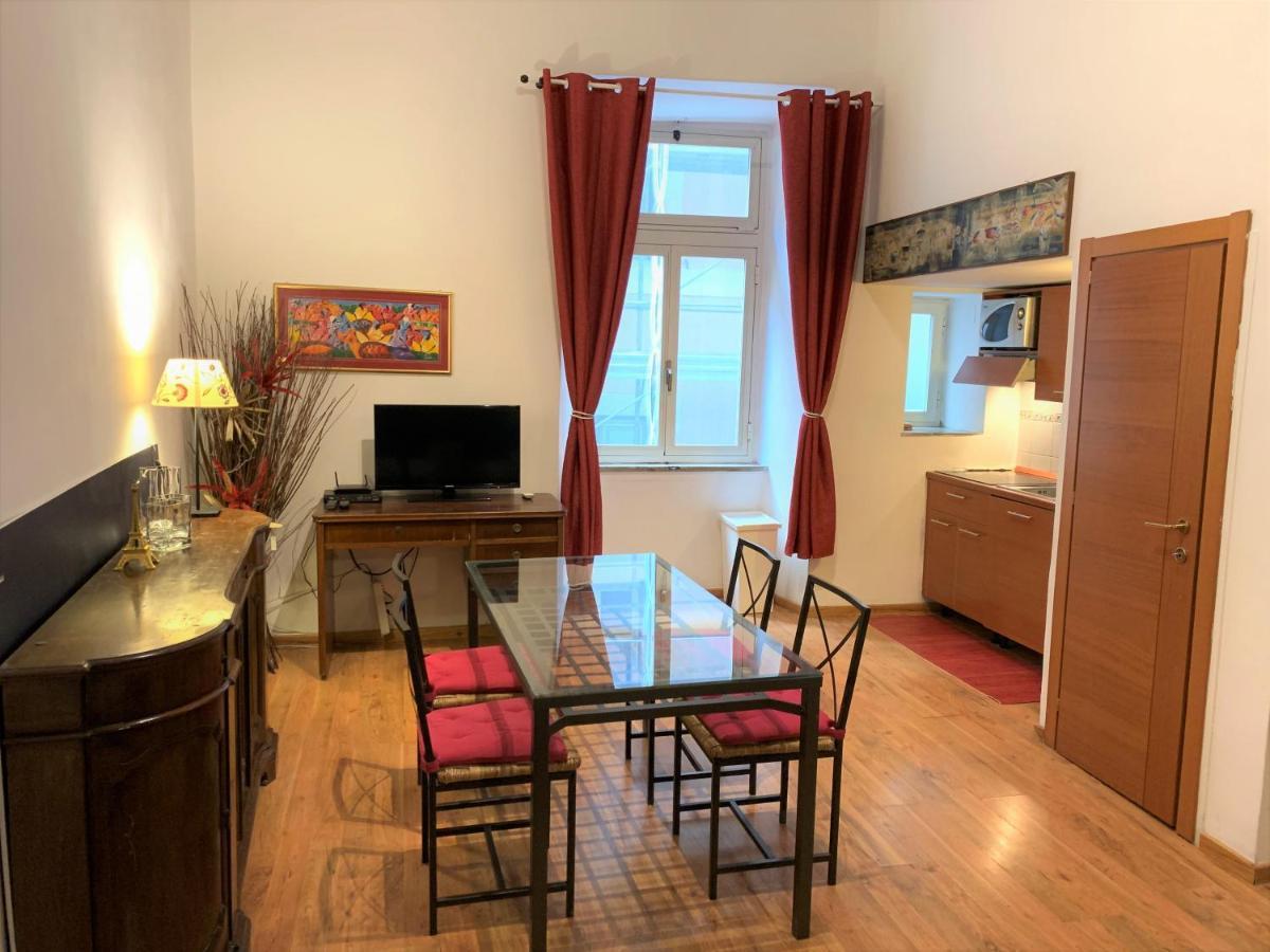 Casa Trevi Lägenhet Rom Exteriör bild